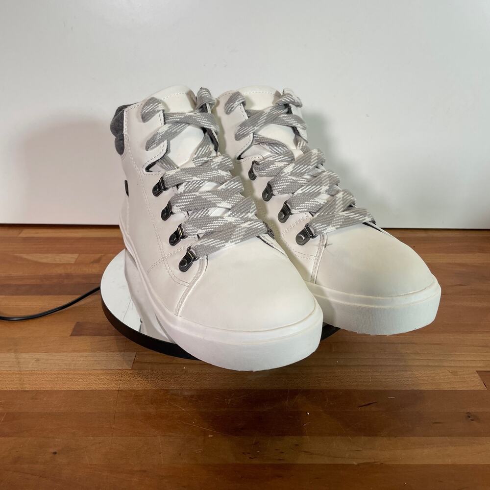Dr. Scholl's Weekend  Faux Fur Trim Lace-up Sneaker Booties 6M